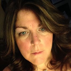 Meet your Posher, Joan